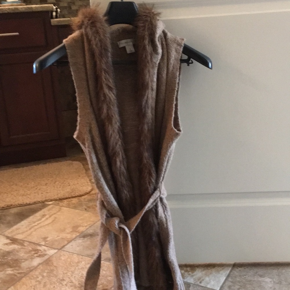 Christopher and Banks long vest